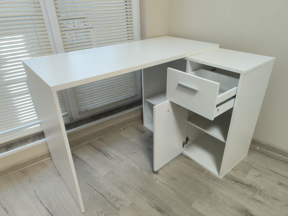 Бюро за ученици универсално