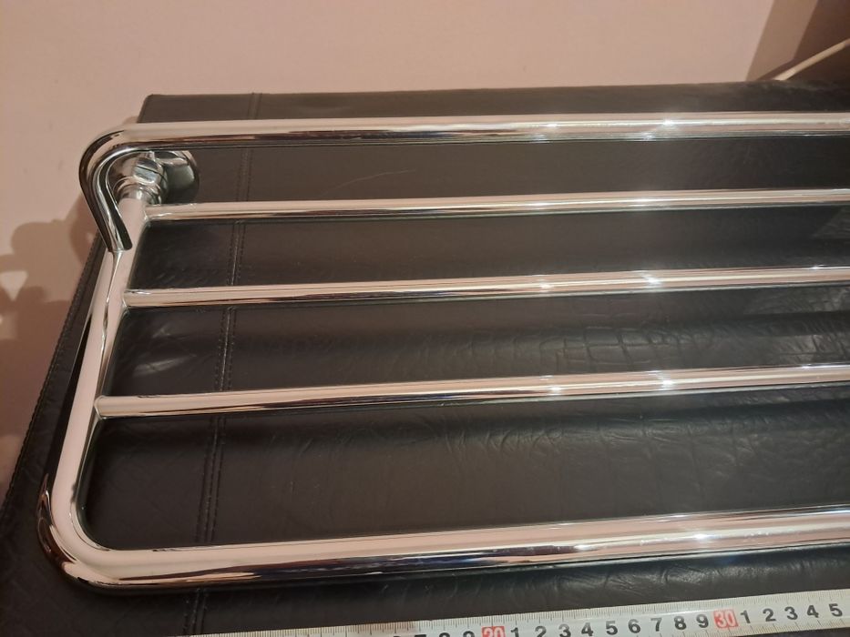 Продам полку в ванную