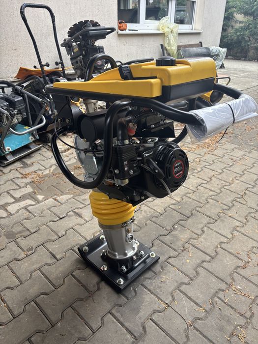 Mai compactor de inchiriat, inchiriez mai compactor , placa vibranta