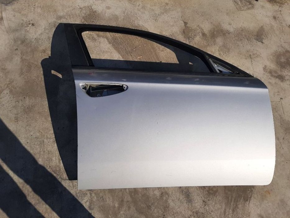 usa portiera dreapta  fata alfa romeo 159