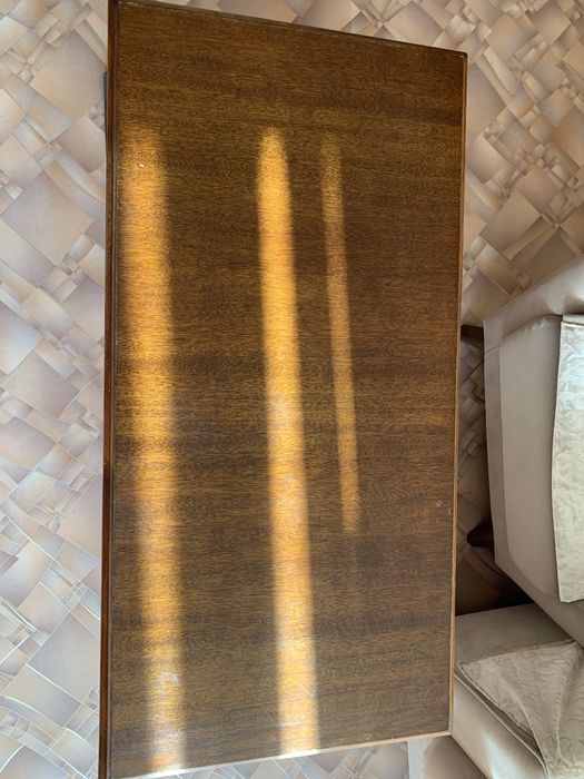 Стол журнальный