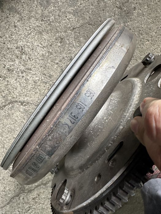 Комплект демпфер маховик хидро AUDI А6 А74x4 0B5105317K stronic