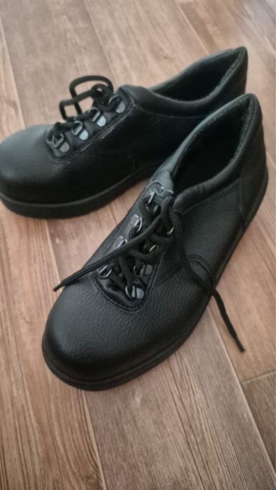 Спец одежды и ботинки