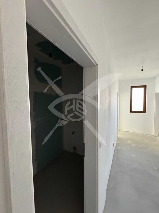 Продава се Тристаен апартамент в Созопол - 163 кв.м за 748 €/кв.м - Снимка #4