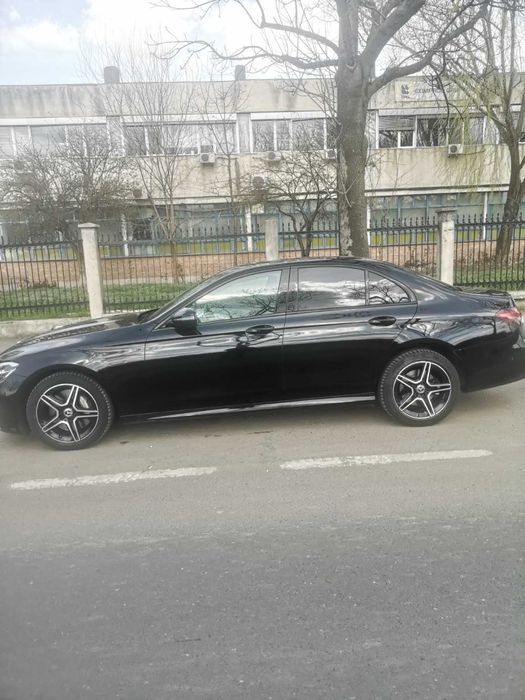 Mercedes E300de AMG Line 2023 – PHEV Diesel/Electric, 306 CP