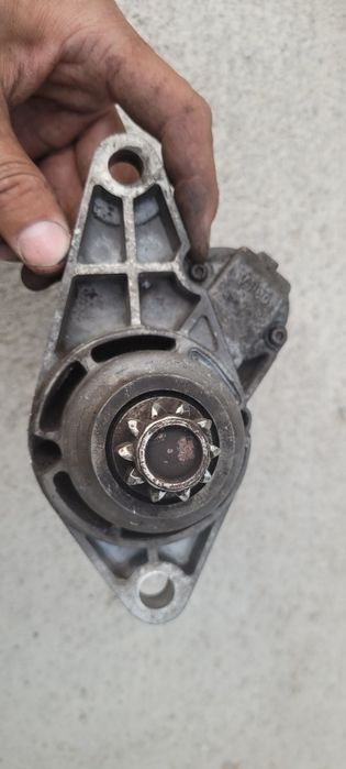 Продается стартер на гольф 5 объем 1.4 16V