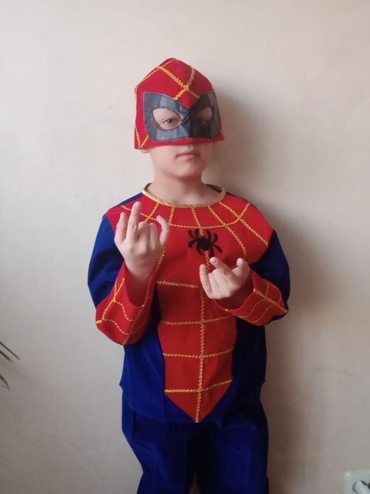 Костюм человек паук
