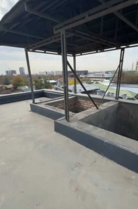 Сдаётся здание вдоль дороги 1000м2 Ориентир Шастри (N121)