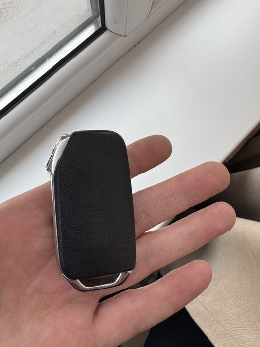 Продам ключ кия к 5