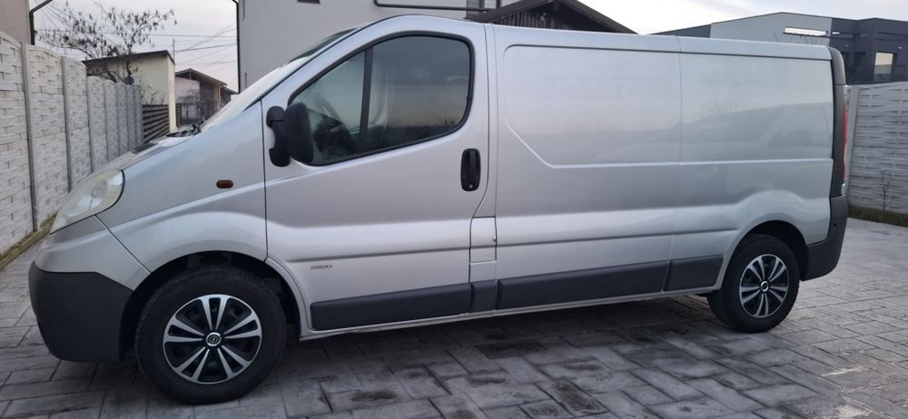 Opel Vivaro/Renault Trafic T5 Lung 2013 A/C 2.0/114cp