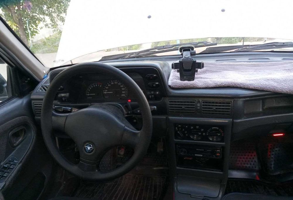 Nexia 1 sotiladi sons mator 2005 yil oyna koʻtargich kansanerli.Genbor