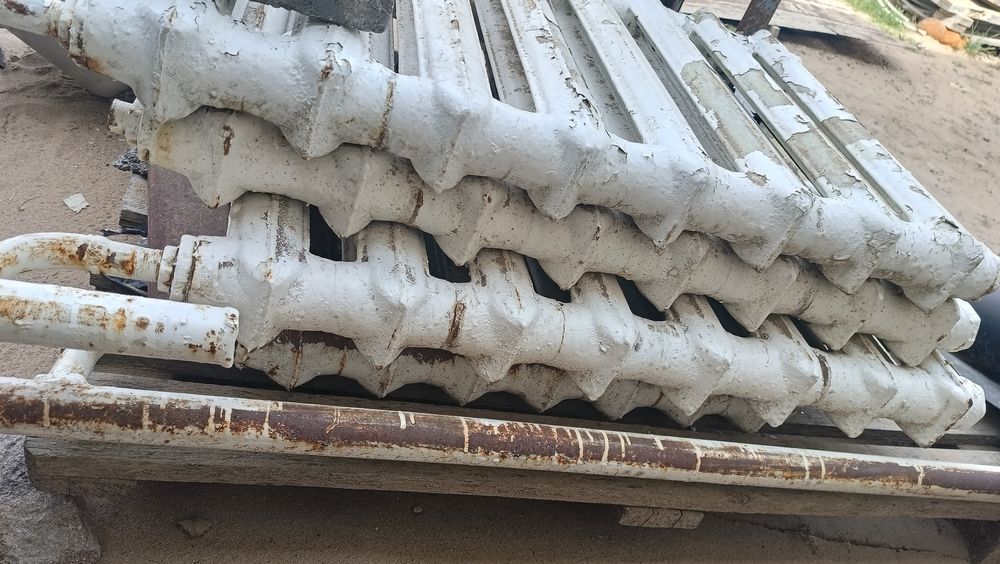 Продам чугунные батарейки