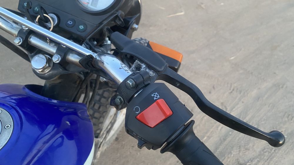 Продам мотоцикл yaqi 200