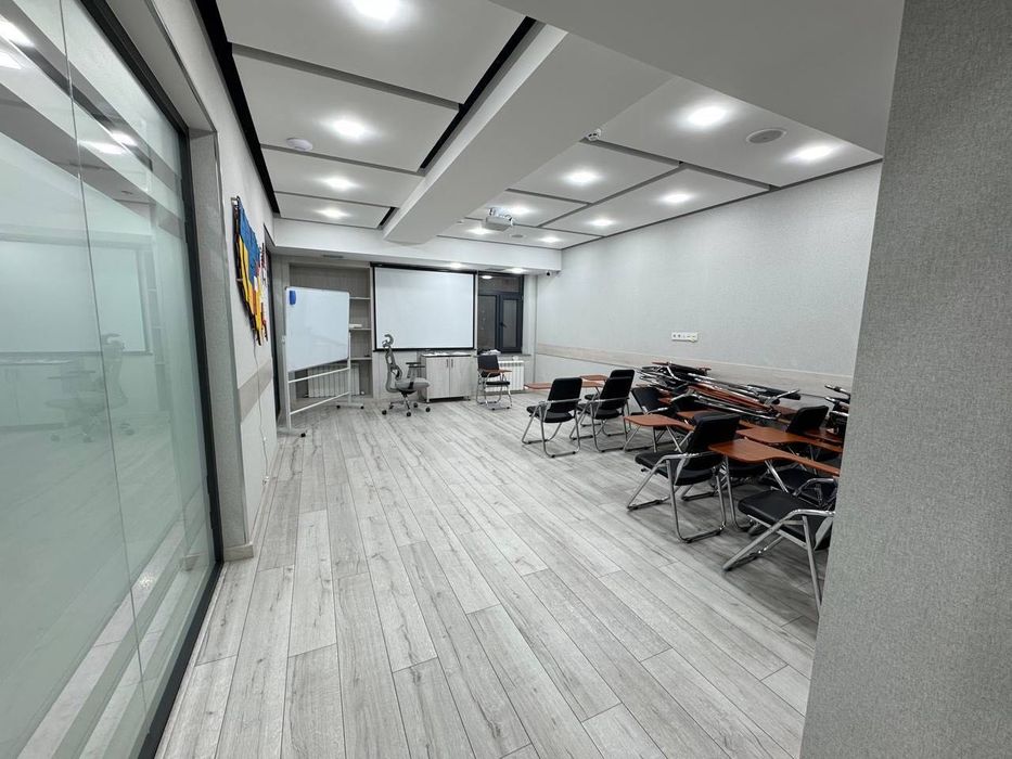 Нежилое помещение на Ц-1 324квм