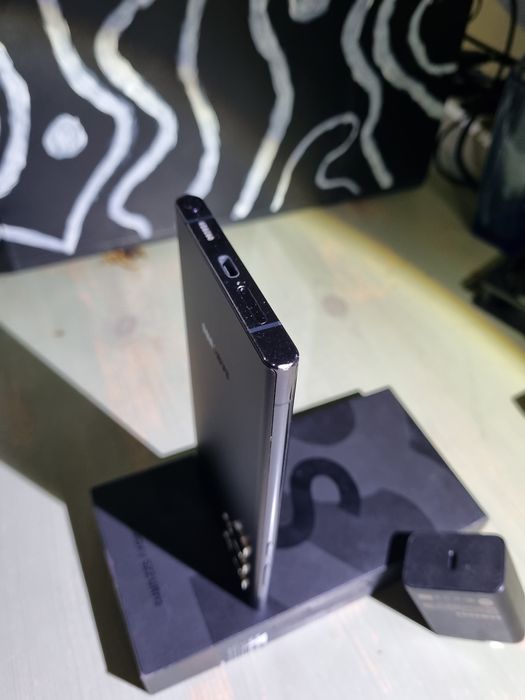 Телефон samsung s22 ultra 512/12