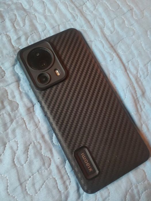 Xiaomi 13 lite юю