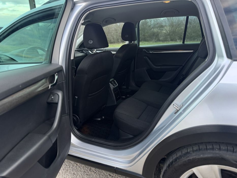 Skoda octavia Scout 2015 150 CP Euro 6 IMPECABIL
