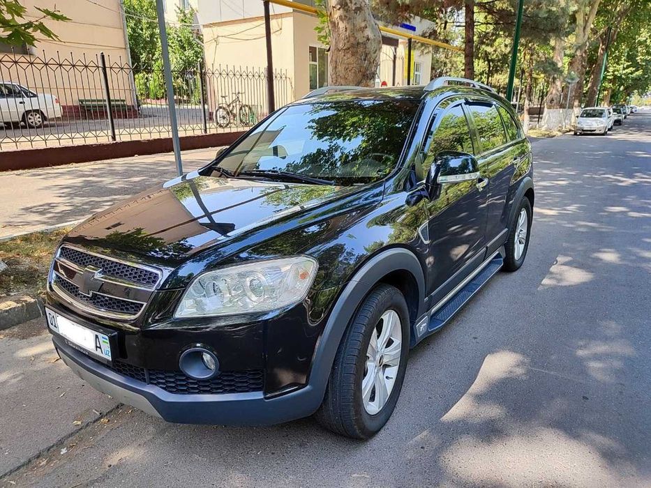 Продаётся своя каптива-1 2009