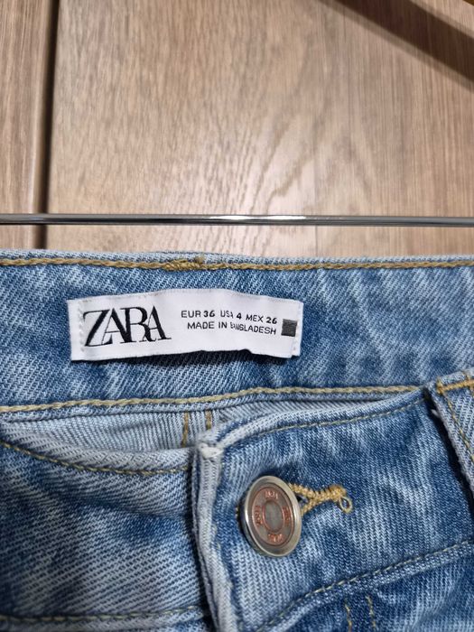Blugi Zara marimea 36