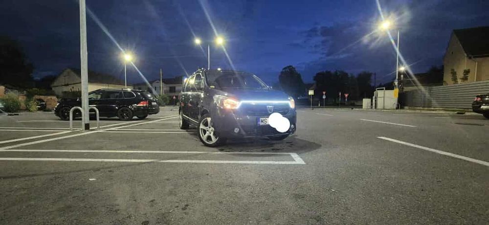 Dacia Lodgy 2013