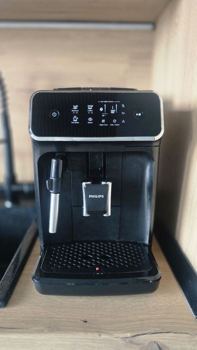 Espressor Automat Philips seria 2200 Aparat Cafea Boabe  Saeco