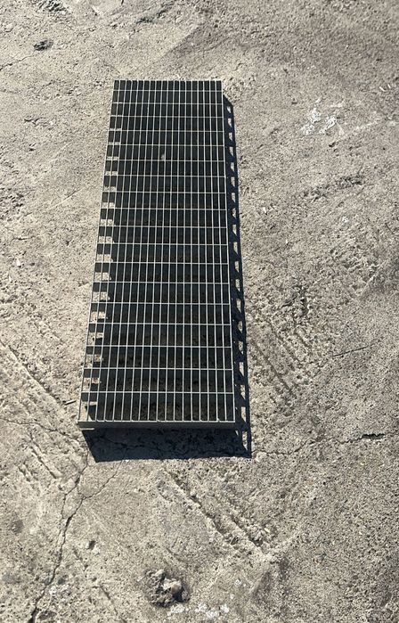 Trepte zincate galvanizate