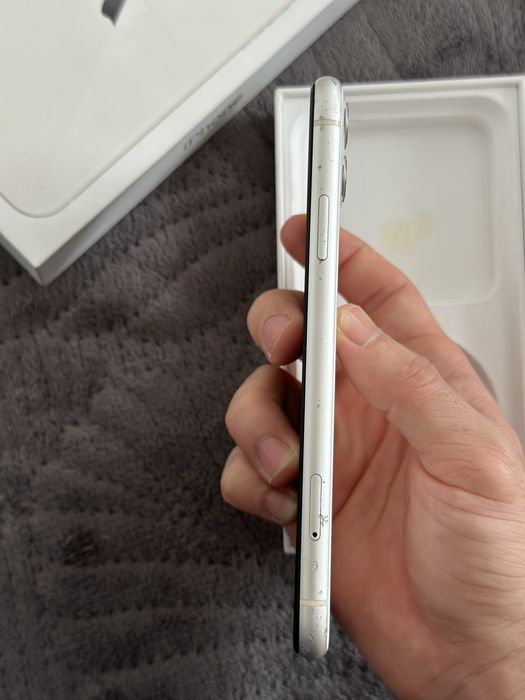 Айфон 11 128гб срочно