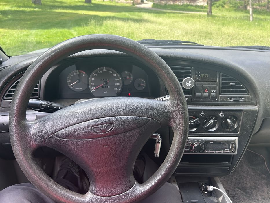 Daewoo Nubira SX 1.6i
