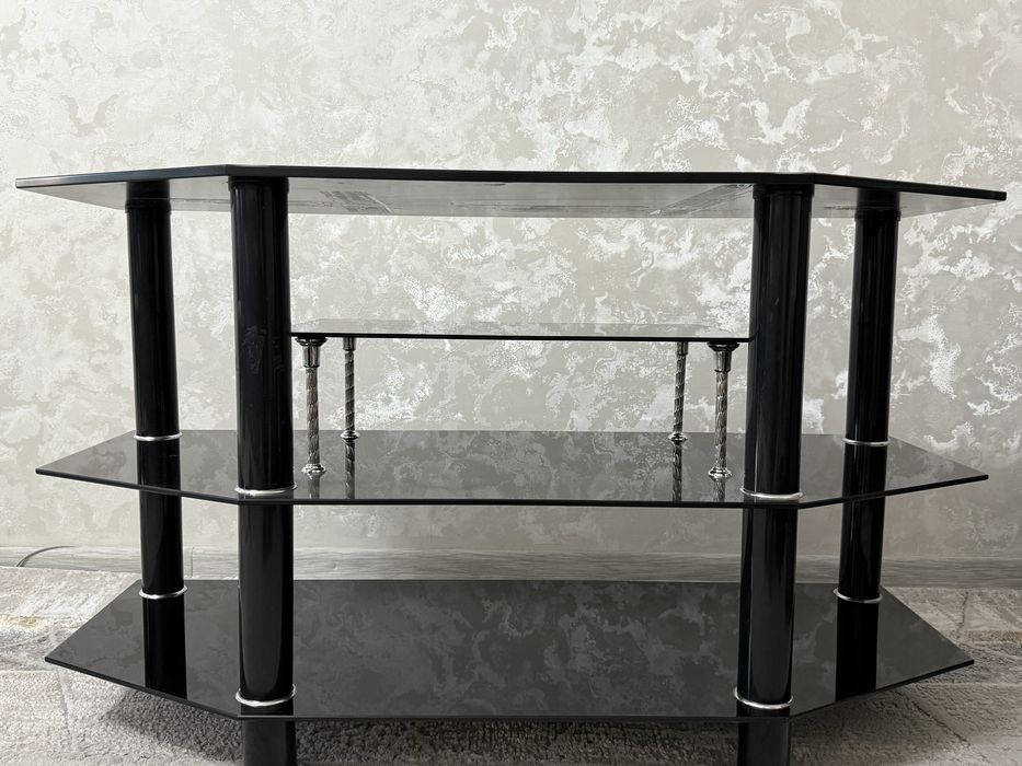 Тумбочка для телевизора