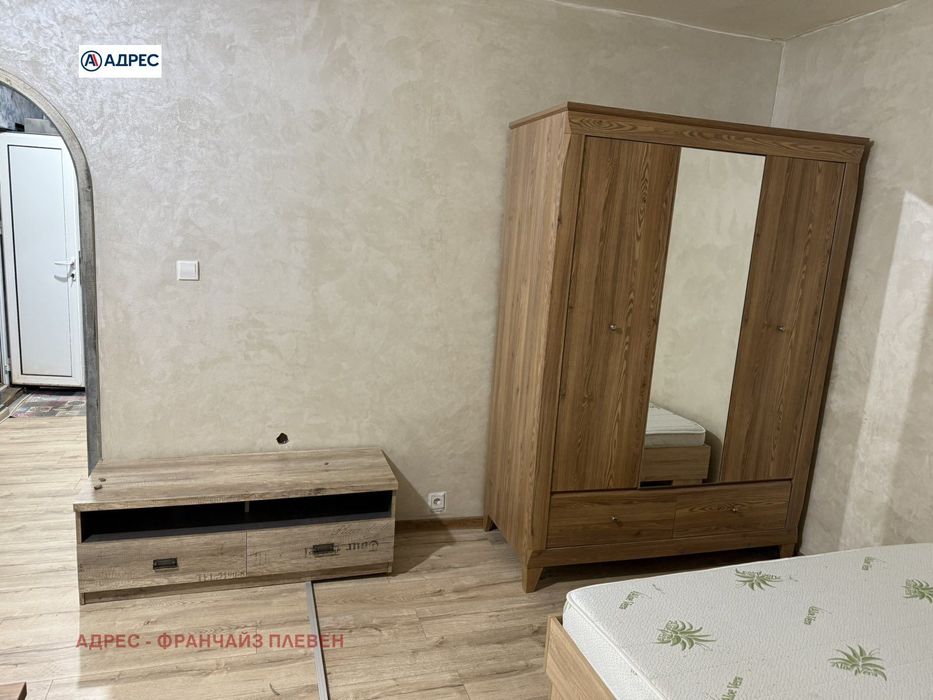 Дава се под наем Едностаен апартамент в Плевен, Дружба 1 - 40 кв.м за 205 € - Снимка #2