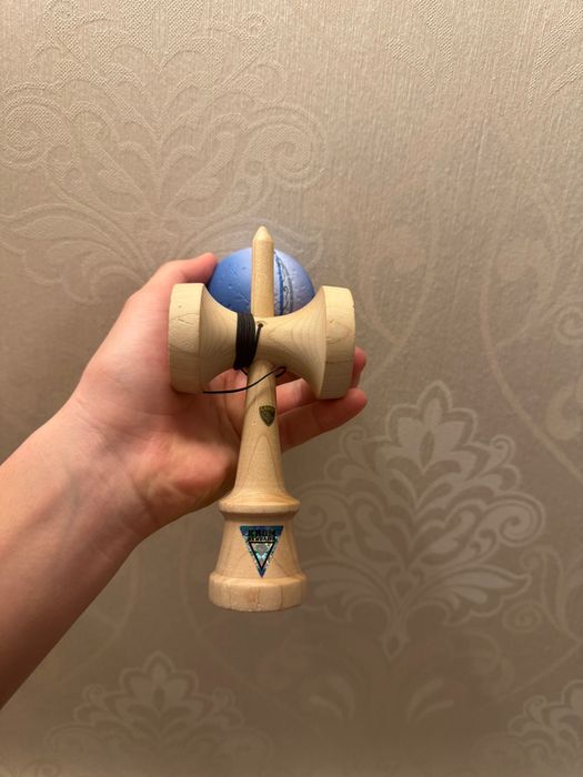 Kendama ken lambo cu tama naru