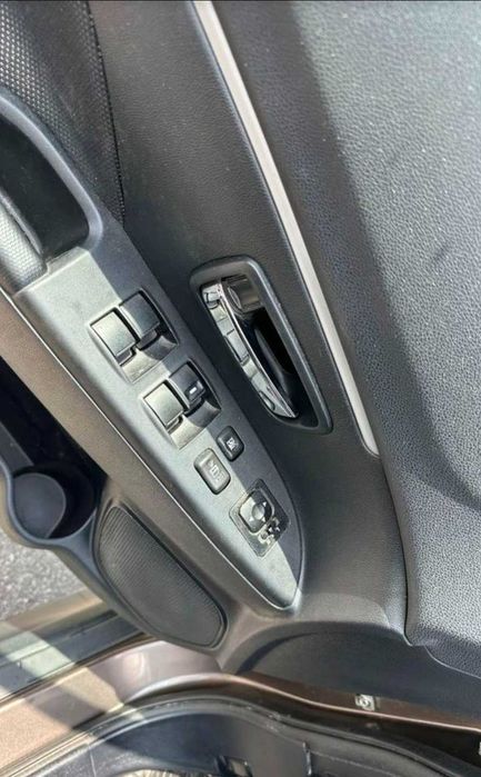 MITSUBISHI ASX 2011 — imagine 4