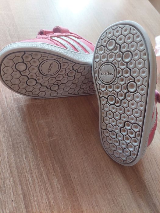 Adidas - детски спортни обувки