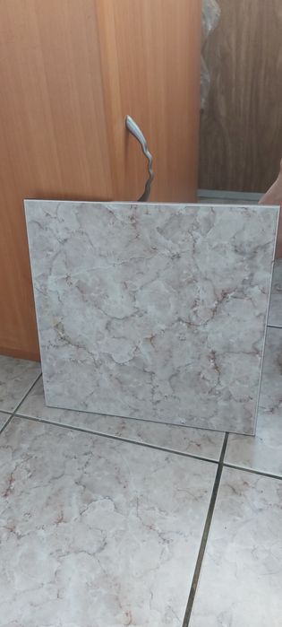 Плитка напольная новая