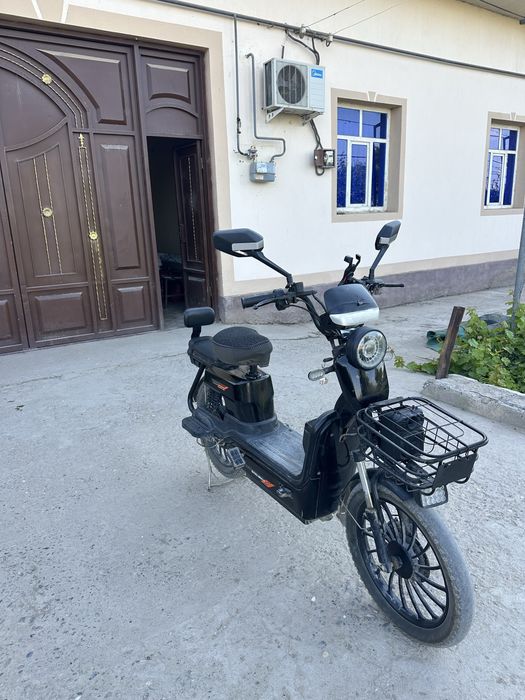 Skuter sotiladii