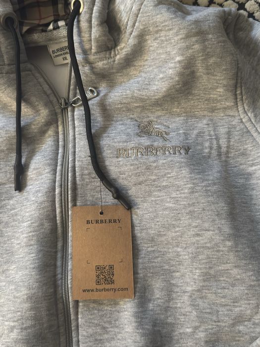 Hanorac burberry gri