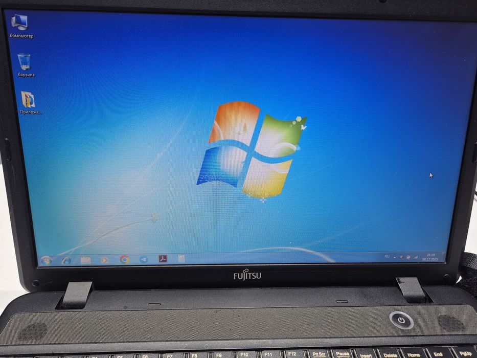 Продаю ноутбук Fujitsu