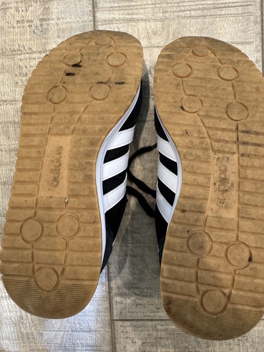 Adidasi adidas 42