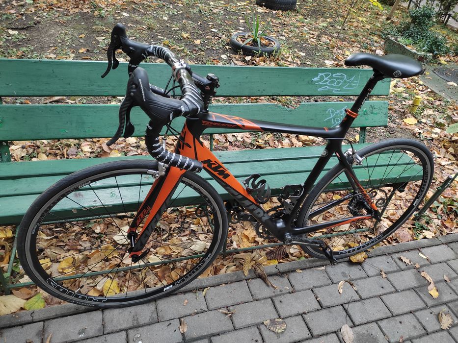 Bicicleta cursieră