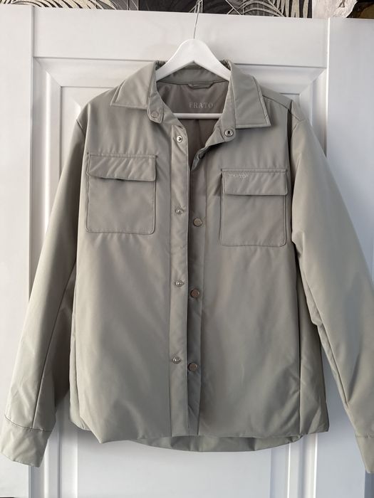 Куртка темна зеленая