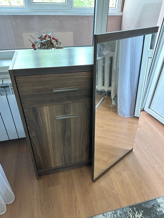 Тумба с зеркалом, (комод)