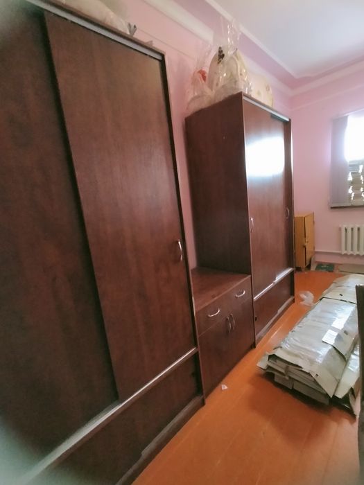 Мебель для спальни или прихожей