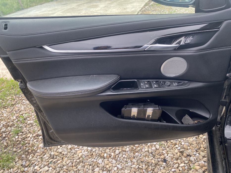 Interior alcantara bmw x6 f16 .