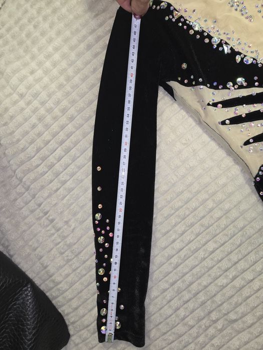 Трико за художествена гимнастика