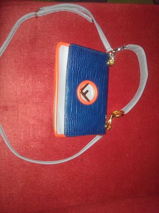 Продам сумку женскую