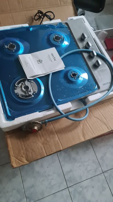 Plita pe gaz Arctic
