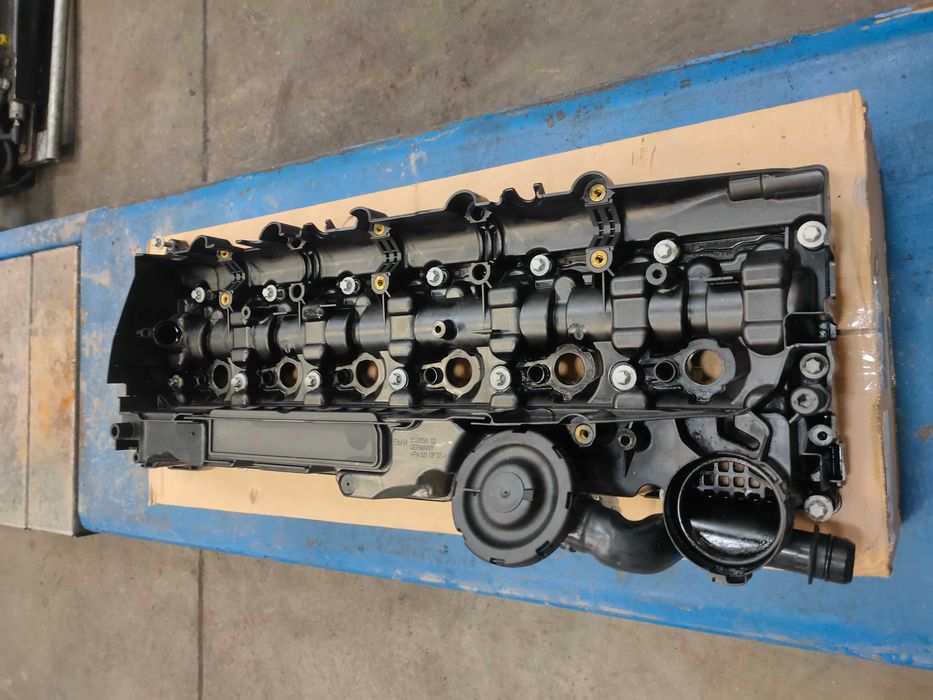 Оригинален капак клапани BMW M50d / 550d / 750d / X5 / X6 381hp