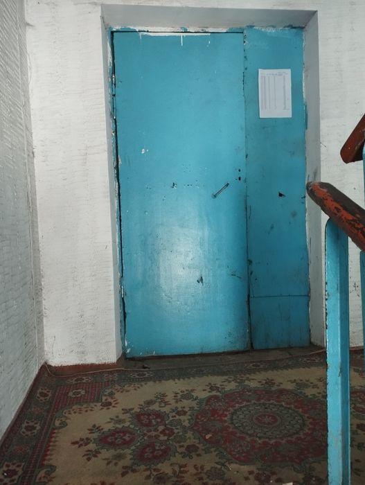 Продам двухкомнатную общежития