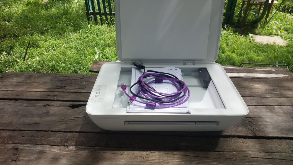 продам принтер б.у DeckJet 2320