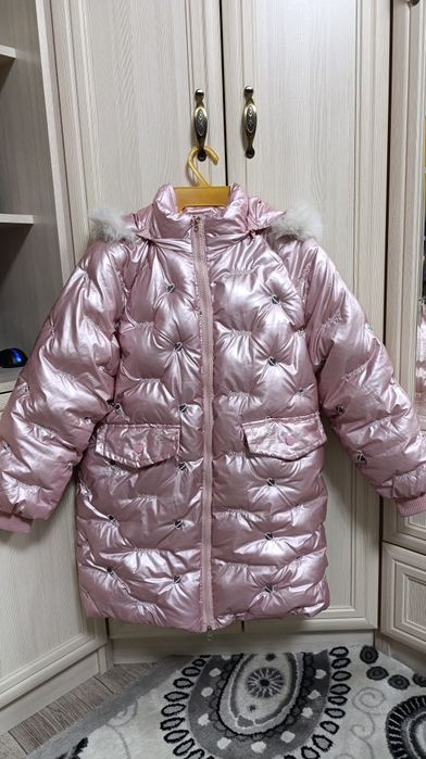 Продам куртку демисезонную на девочку